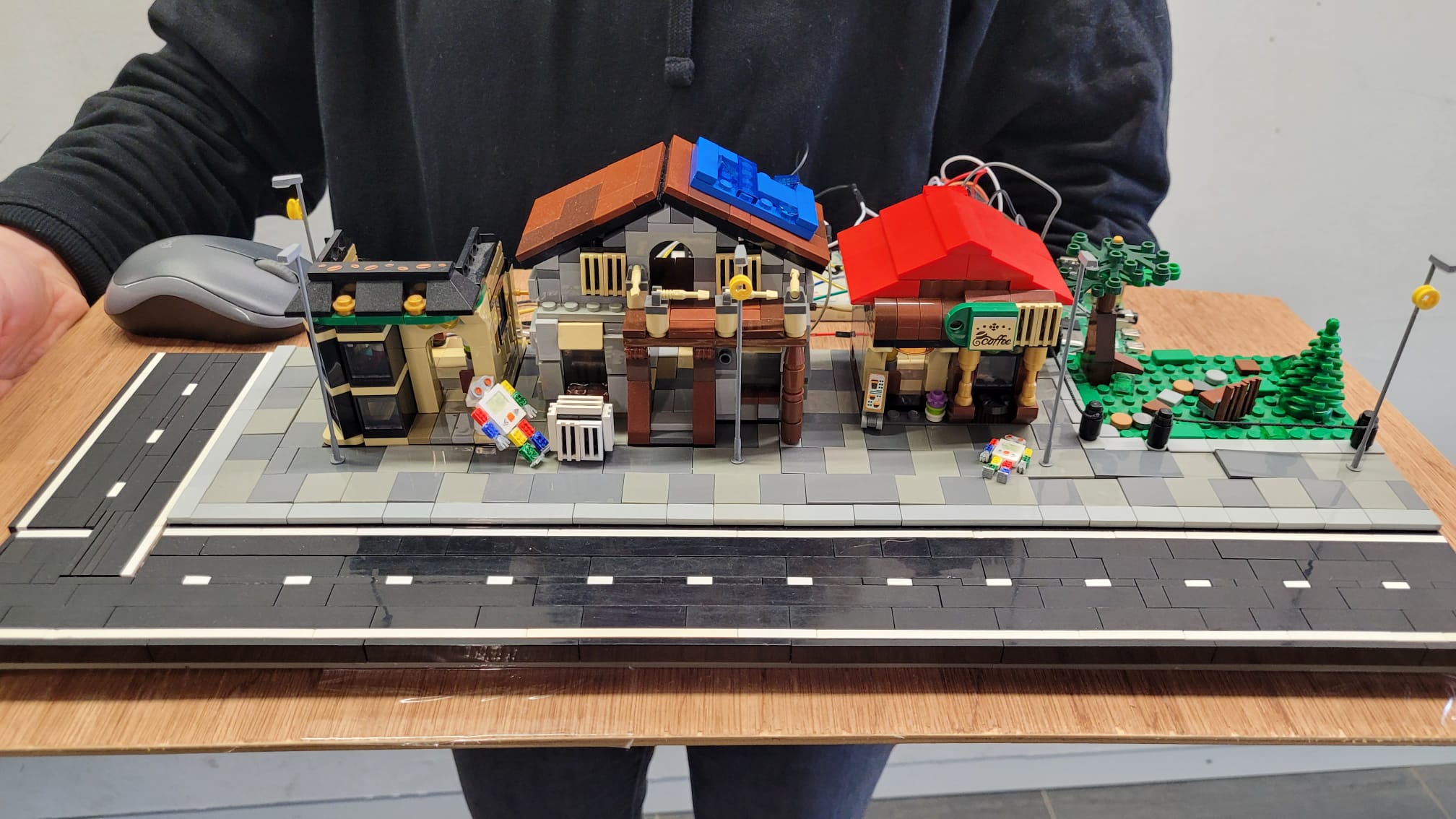 Modell eines Straßenzuges aus Lego